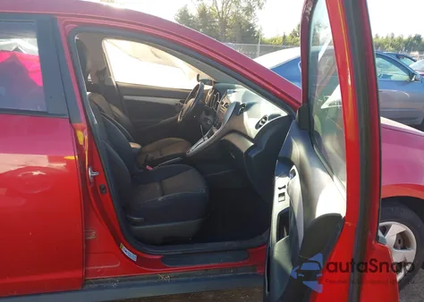 2009 Pontiac Vibe from USA, damaged, VIN 5Y2SP67879Z465712